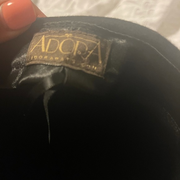 Black hat - Picture 3 of 4